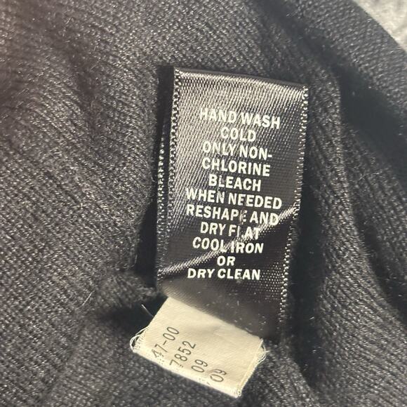 Banana Republic Sweater Mens L Black V-Neck Silk Cashmere Blend Quiet Luxury - Picture 5 of 11